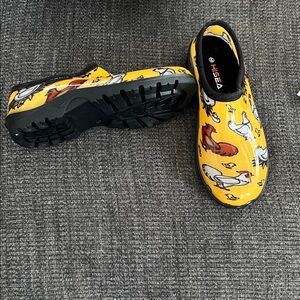 Hisea Women's Yellow Animal Print Rain Boots